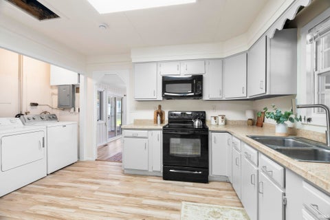 Tiny photo for 2421 Edgelea Drive, Lafayette, IN 47909 (MLS # 202634925)