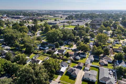 Tiny photo for 2421 Edgelea Drive, Lafayette, IN 47909 (MLS # 202634925)