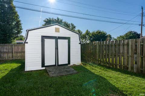 Tiny photo for 2421 Edgelea Drive, Lafayette, IN 47909 (MLS # 202634925)