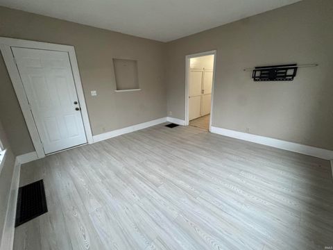 Tiny photo for 701 & 703 E Walnut Street, Kokomo, IN 46901 (MLS # 202604108)