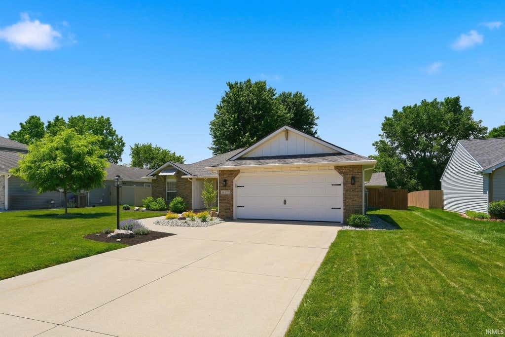 Photo of 16217 Fleetwood Court, Huntertown, IN 46748 (MLS # 202622550)