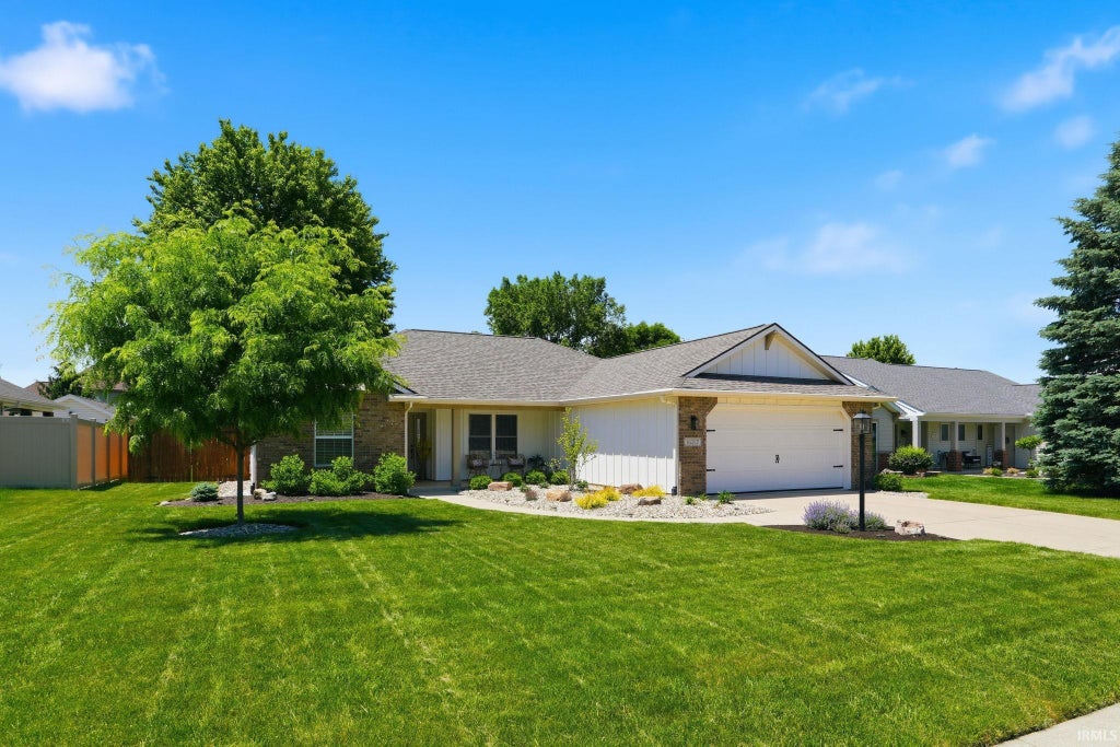 Photo of 16217 Fleetwood Court, Huntertown, IN 46748 (MLS # 202622550)