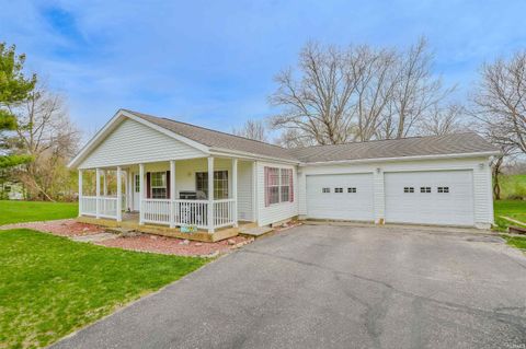 Tiny photo for 4757 E 150 s Road, Rochester, IN 46975 (MLS # 202612958)