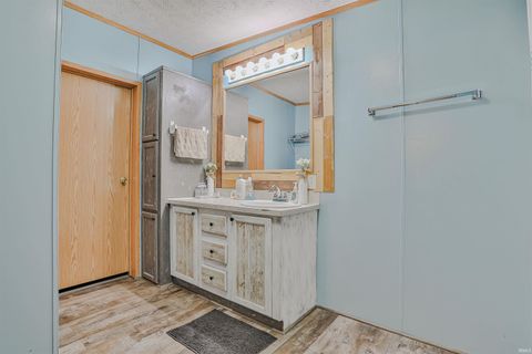 Tiny photo for 4757 E 150 s Road, Rochester, IN 46975 (MLS # 202612958)