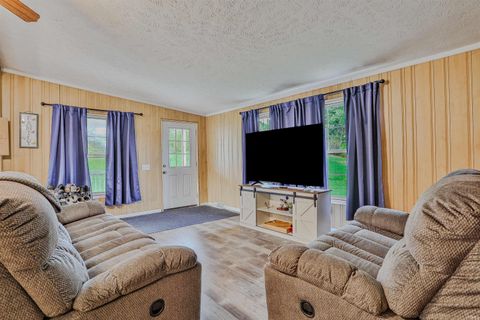 Tiny photo for 4757 E 150 s Road, Rochester, IN 46975 (MLS # 202612958)