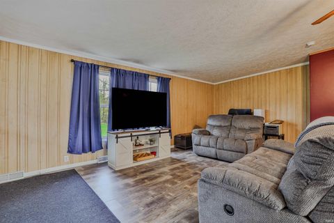 Tiny photo for 4757 E 150 s Road, Rochester, IN 46975 (MLS # 202612958)