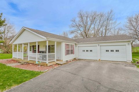 Tiny photo for 4757 E 150 s Road, Rochester, IN 46975 (MLS # 202612958)