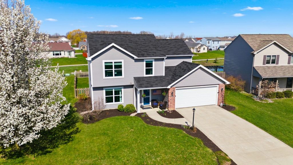 Photo of 13810 Hamilton Meadows Lane, Fort Wayne, IN 46814 (MLS # 202612246)