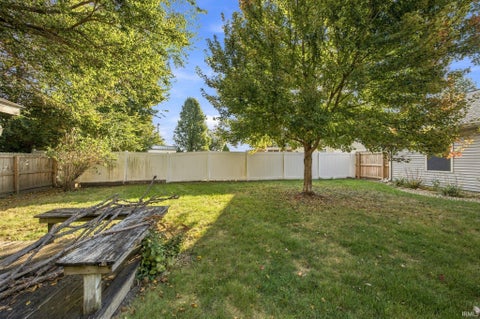 Tiny photo for 204 Stockbridge Lane, Lafayette, IN 47909 (MLS # 202642625)