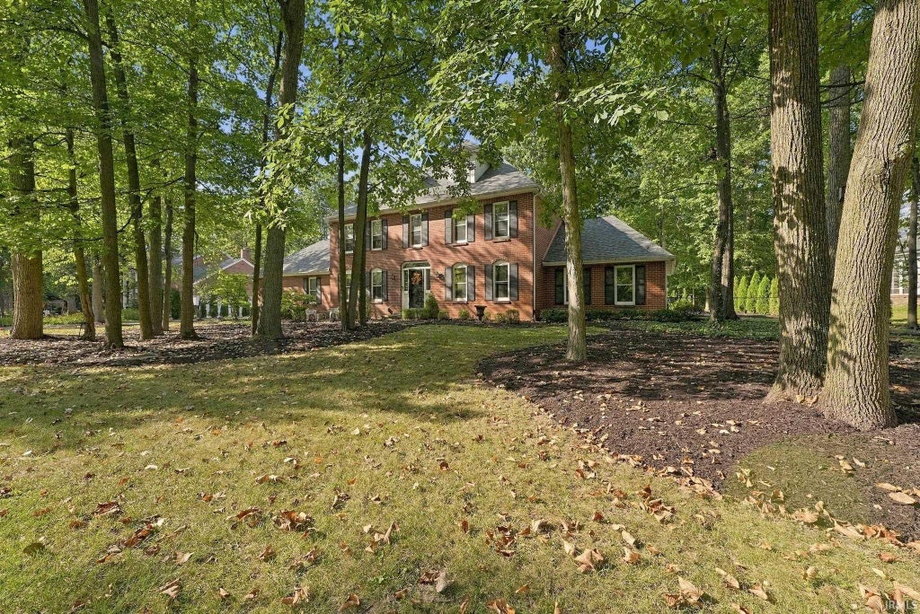 Photo of 10727 Country Wood Trail, Fort Wayne, IN 46845 (MLS # 202638973)