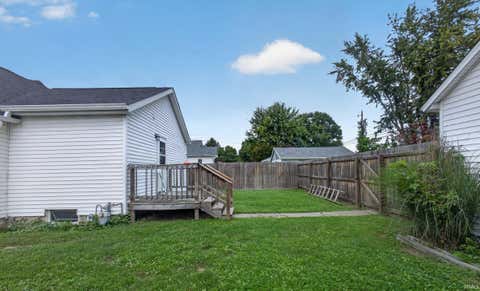 Tiny photo for 825 S 28th Street, Lafayette, IN 47904 (MLS # 202630972)