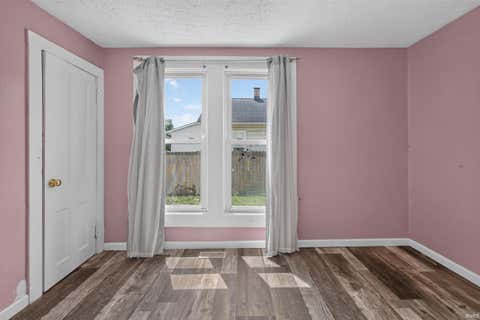 Tiny photo for 825 S 28th Street, Lafayette, IN 47904 (MLS # 202630972)