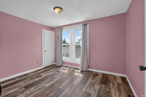 Tiny photo for 825 S 28th Street, Lafayette, IN 47904 (MLS # 202630972)