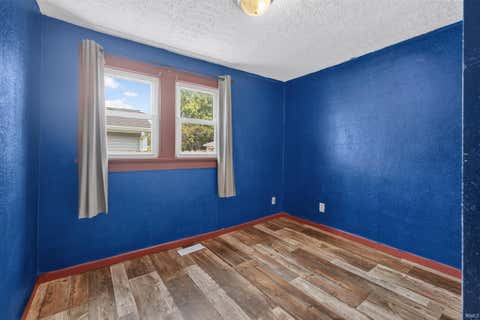 Tiny photo for 825 S 28th Street, Lafayette, IN 47904 (MLS # 202630972)