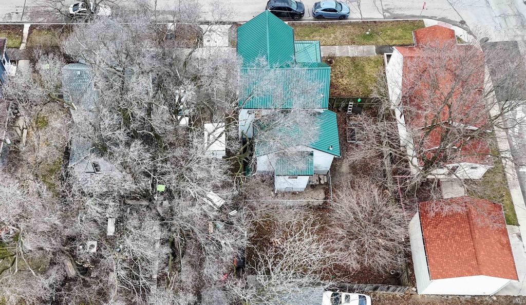 Photo of 765 E Franklin Street, Huntington, IN 46750 (MLS # 202605489)