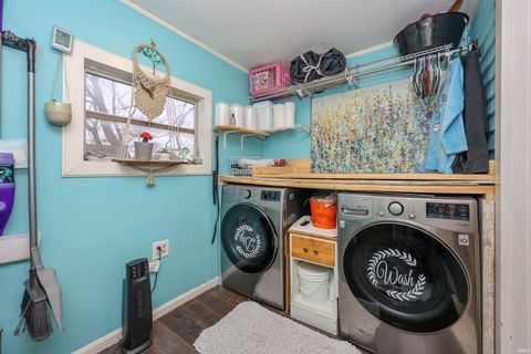 Tiny photo for 765 E Franklin Street, Huntington, IN 46750 (MLS # 202605489)