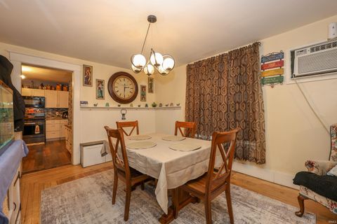 Tiny photo for 765 E Franklin Street, Huntington, IN 46750 (MLS # 202605489)