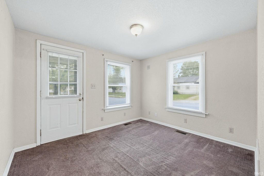 Photo of 1314 Irene Avenue, Fort Wayne, IN 46808 (MLS # 202616874)