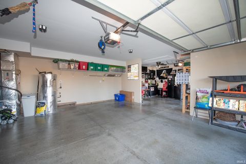 Tiny photo for 1554 Keystone Court, Lafayette, IN 47909 (MLS # 202542638)