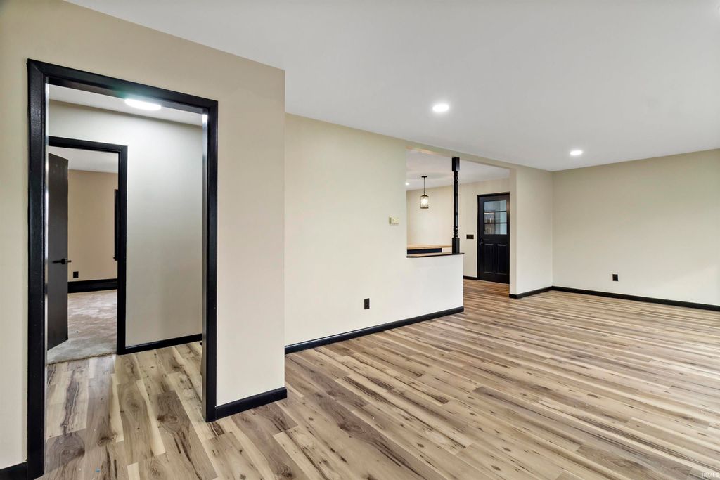 Photo of 1515 N Wabash Avenue, Marion, IN 46952 (MLS # 202609369)