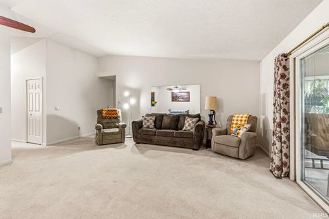 Tiny photo for 1840 Saint Michaels Court, South Bend, IN 46614 (MLS # 202618464)