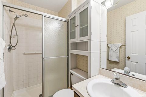 Tiny photo for 1840 Saint Michaels Court, South Bend, IN 46614 (MLS # 202618464)