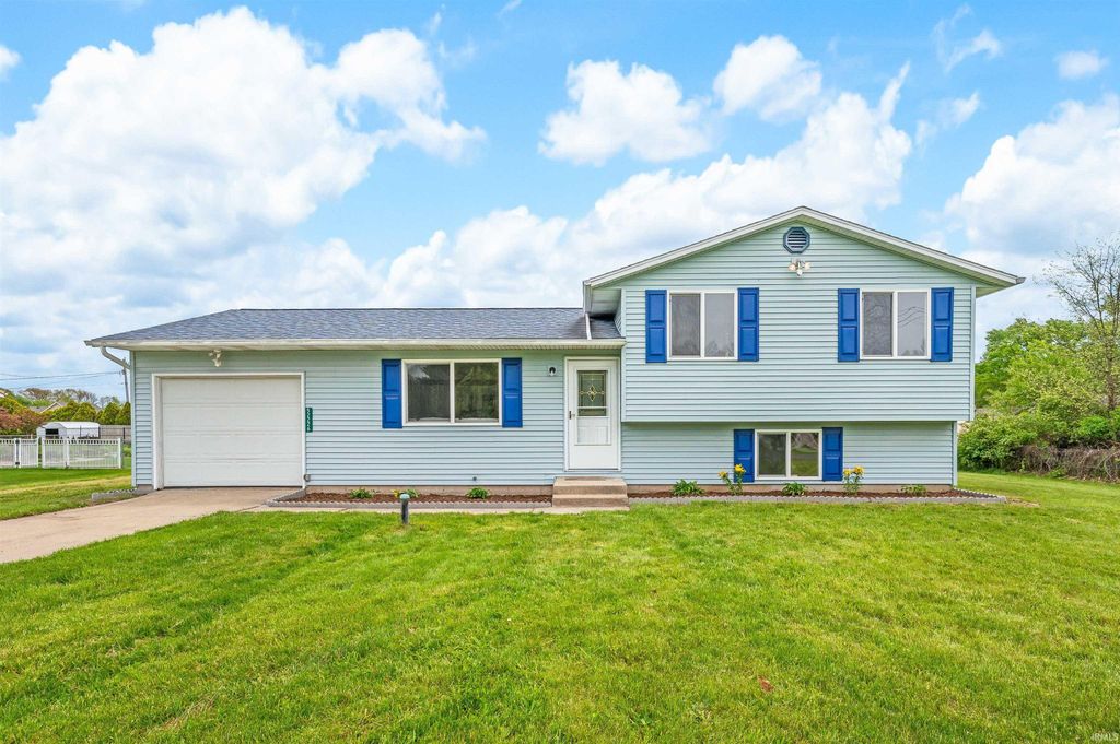 Photo of 52226 County 1 Road, Granger, IN 46530 (MLS # 202617834)