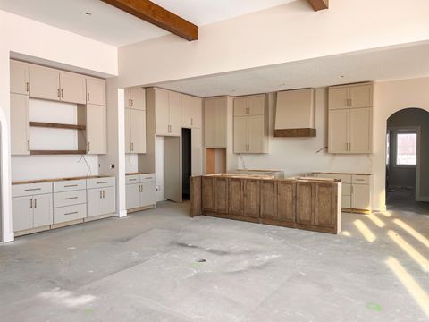 Photo of 8710 Artemis Lane, Fort Wayne, IN 46825 (MLS # 202605700)