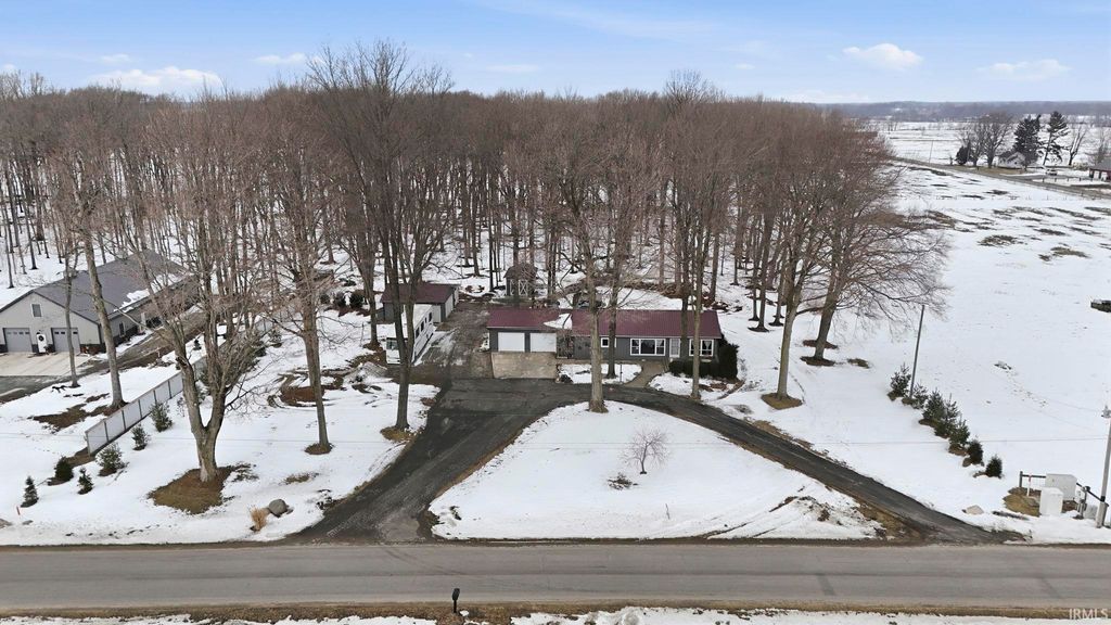 Photo of 8919 9B Road, Plymouth, IN 46563 (MLS # 202604742)