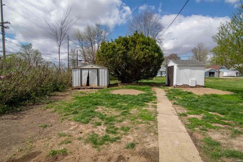 Tiny photo for 603 N Residence Street, Winchester, IN 47394 (MLS # 202613044)