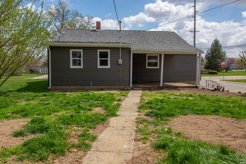 Tiny photo for 603 N Residence Street, Winchester, IN 47394 (MLS # 202613044)