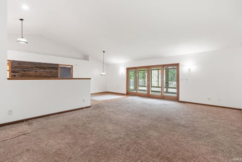 Tiny photo for 846 N Timberline Circle, Warsaw, IN 46582 (MLS # 202641201)