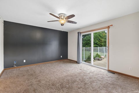 Tiny photo for 846 N Timberline Circle, Warsaw, IN 46582 (MLS # 202641201)