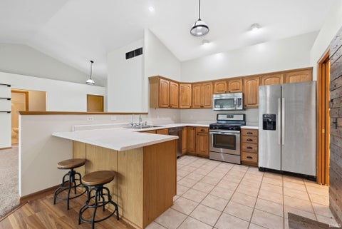 Tiny photo for 846 N Timberline Circle, Warsaw, IN 46582 (MLS # 202641201)