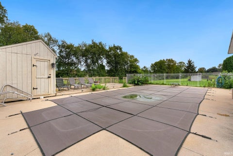 Tiny photo for 846 N Timberline Circle, Warsaw, IN 46582 (MLS # 202641201)