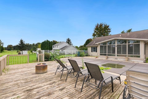Tiny photo for 846 N Timberline Circle, Warsaw, IN 46582 (MLS # 202641201)