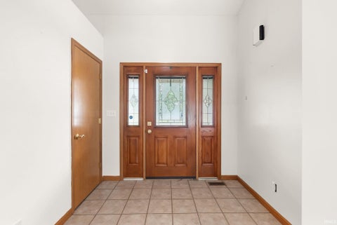 Tiny photo for 846 N Timberline Circle, Warsaw, IN 46582 (MLS # 202641201)