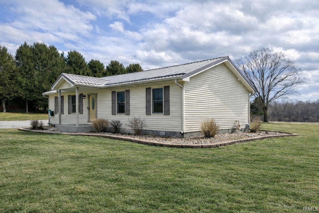 Photo of 739 E 125 S, Williamsport, IN 47993 (MLS # 202607944)