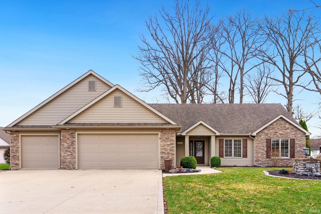 Photo of 12920 Jade Cove, Fort Wayne, IN 46845 (MLS # 202609030)