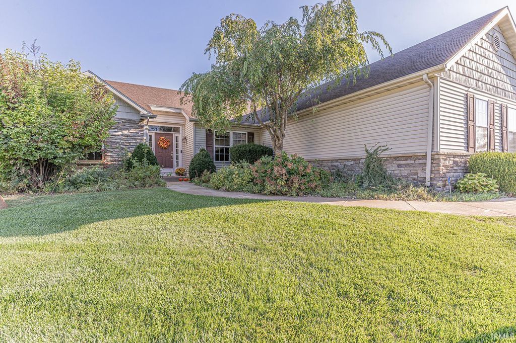 Photo of 20467 Fieldstone Crossing Drive, Goshen, IN 46528 (MLS # 202540495)