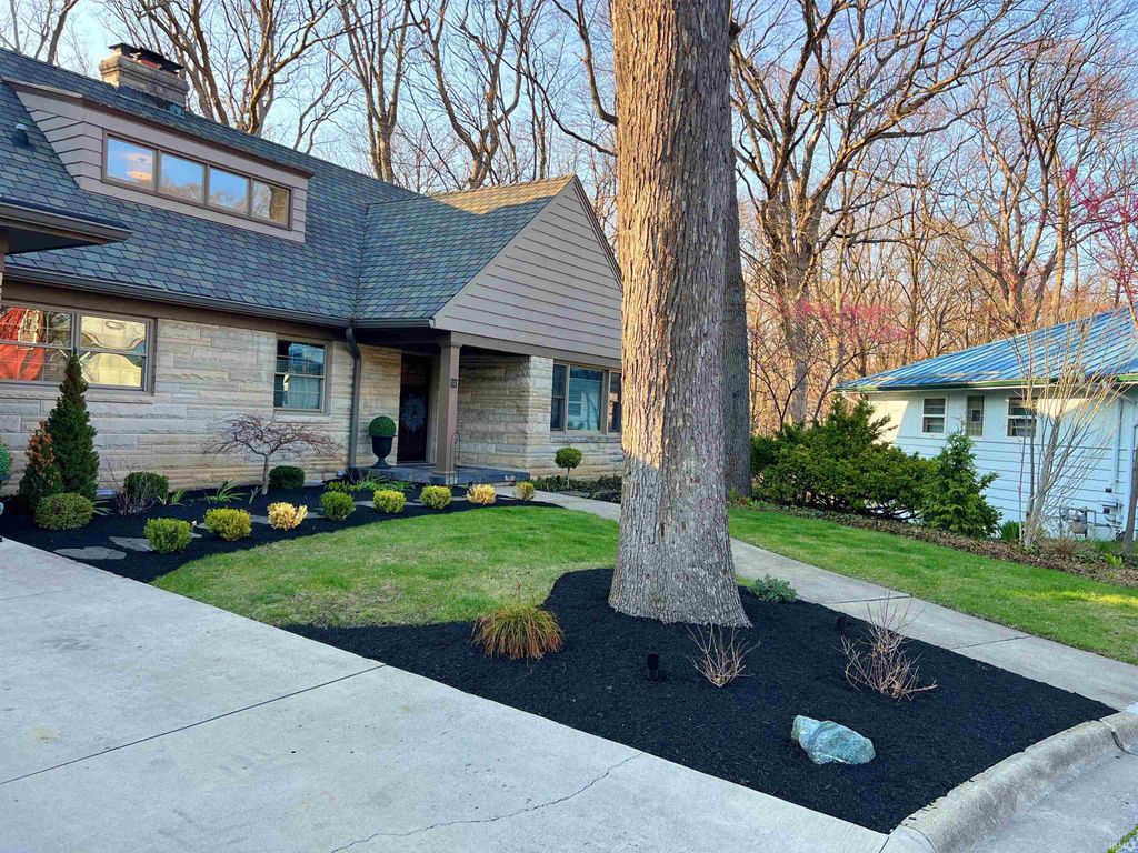 Photo of 320 Laurel Drive, West Lafayette, IN 47906 (MLS # 202603703)