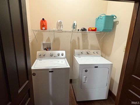 Tiny photo for 114 W Walnut Street #201, Kokomo, IN 46901 (MLS # 202540062)