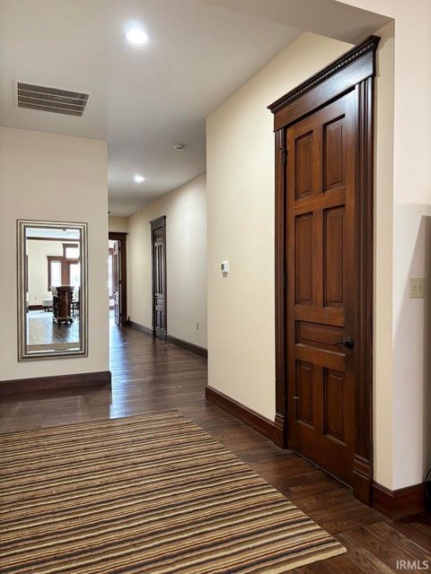 Tiny photo for 114 W Walnut Street #201, Kokomo, IN 46901 (MLS # 202540062)