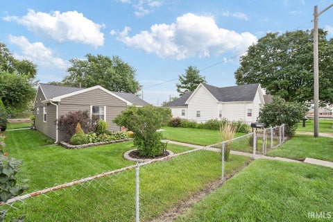 Tiny photo for 2128 N WEBSTER Street, Kokomo, IN 46901 (MLS # 202634325)
