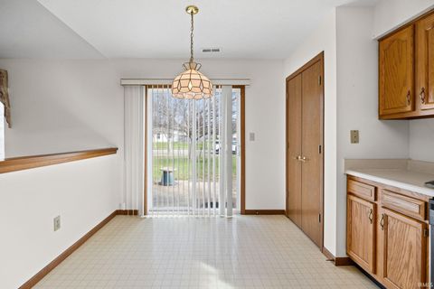 Tiny photo for 1940 Honeybrook Way, Lafayette, IN 47909 (MLS # 202609164)