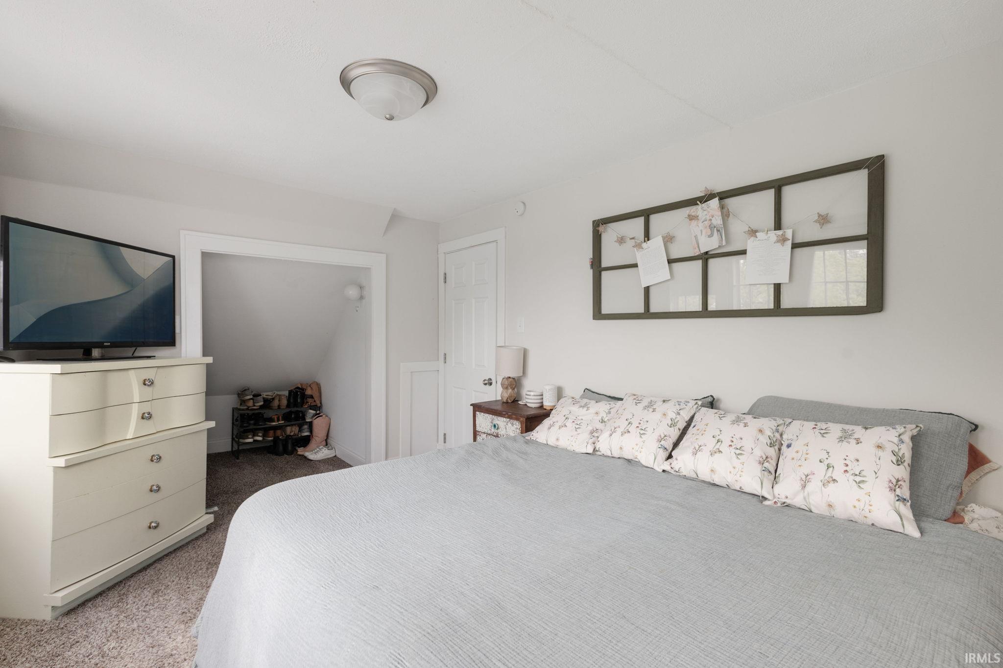 Elkhart, Indiana 46514, United States, 2 Bedrooms Bedrooms, ,2 BathroomsBathrooms,Residential,Active,115471