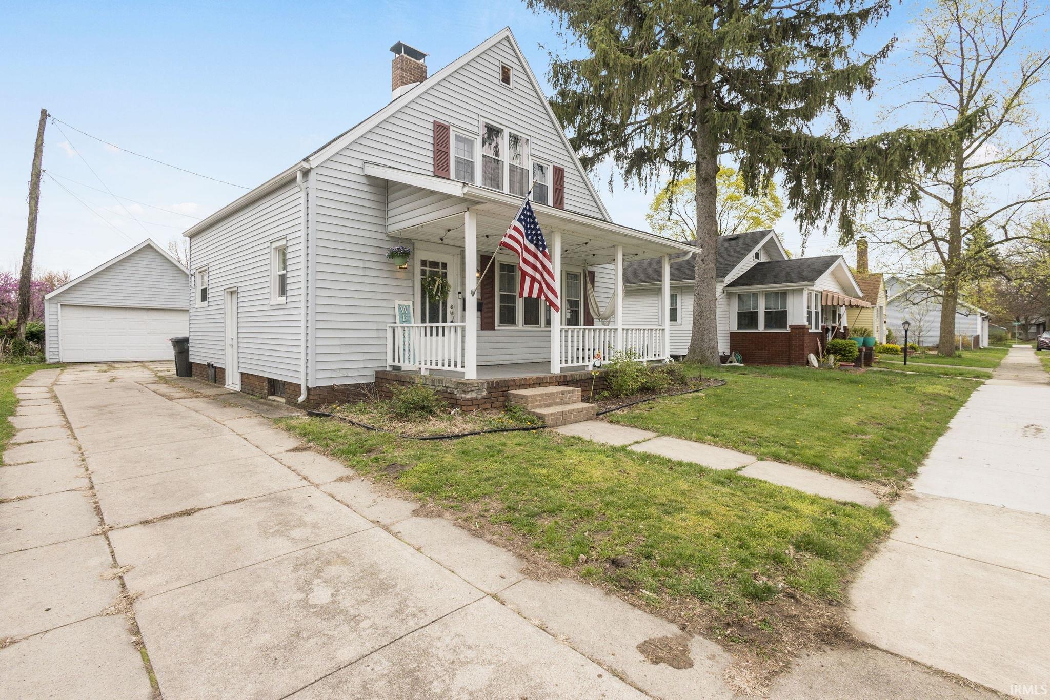 Elkhart, Indiana 46514, United States, 2 Bedrooms Bedrooms, ,2 BathroomsBathrooms,Residential,Active,115471