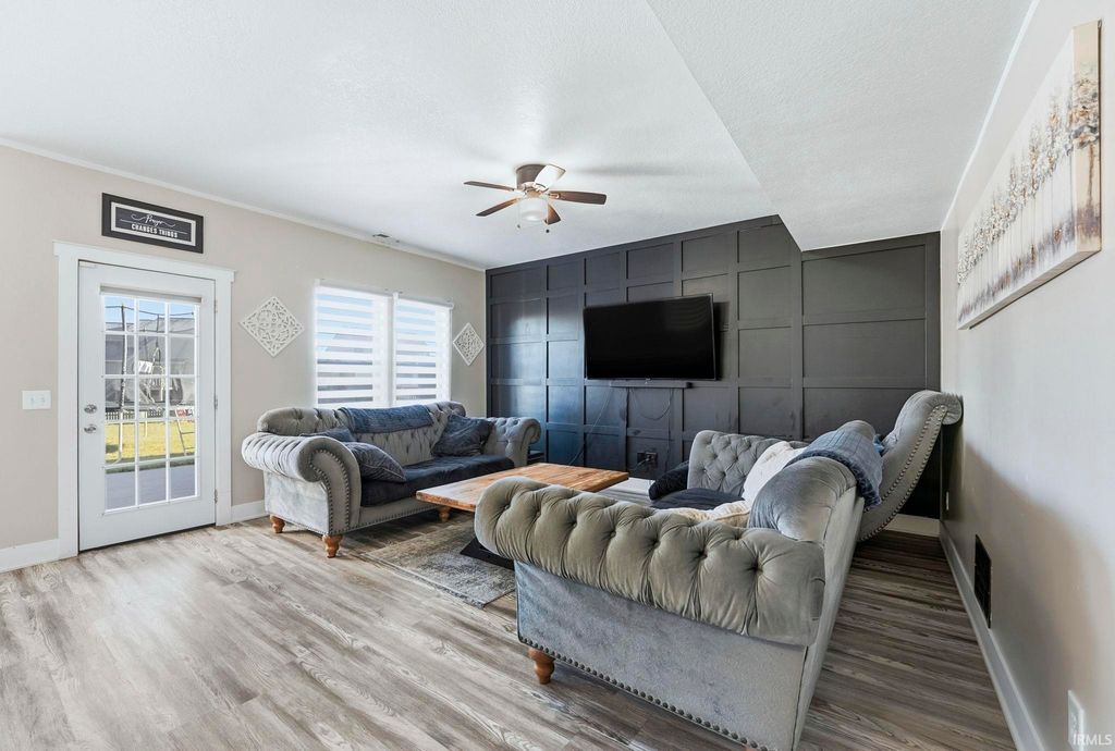 Photo of 12104 Tapered Bank Run, Fort Wayne, IN 46818 (MLS # 202546807)