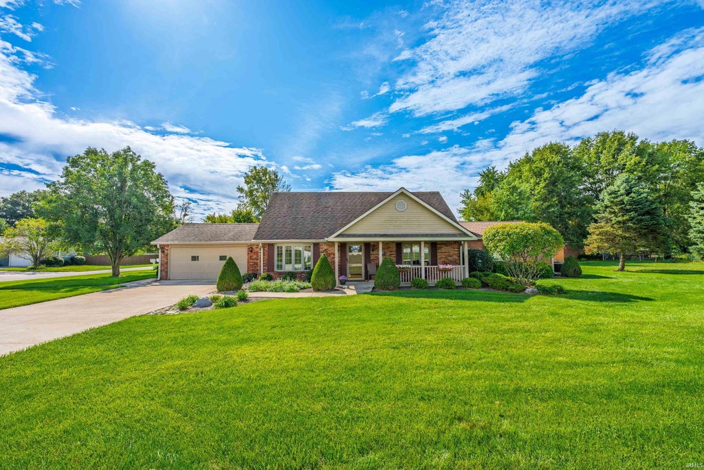 Photo of 6721 W CR 400 N, Muncie, IN 47304 (MLS # 202640037)
