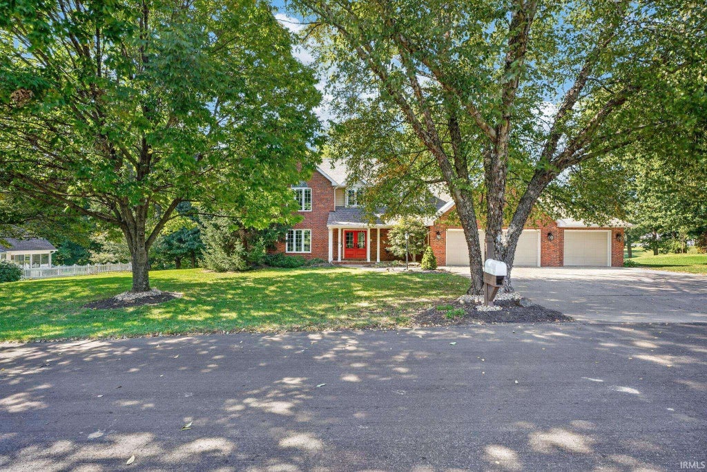 Photo of 2412 N Palamino Drive, Vincennes, IN 47591 (MLS # 202642091)